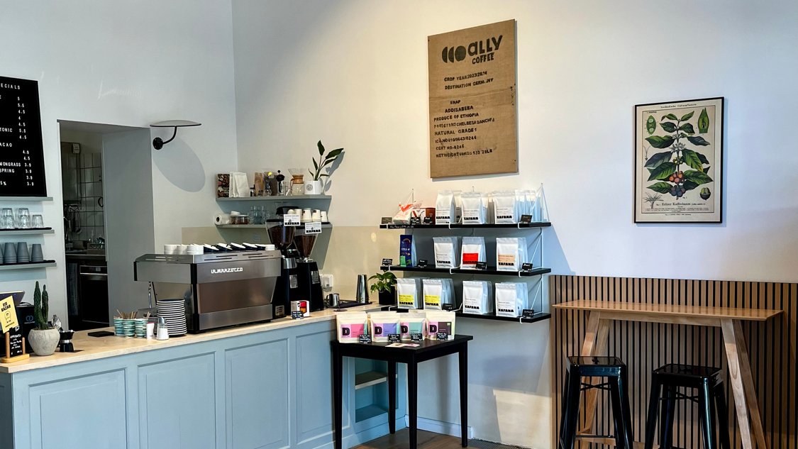 Interior of Kafana | Coffee & Roastery, specialty coffee shop in Vienna