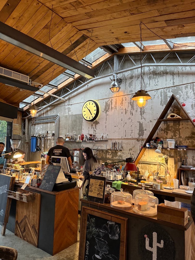Ruins Coffee Roasters specialty coffee shop in Taipei - photo 3