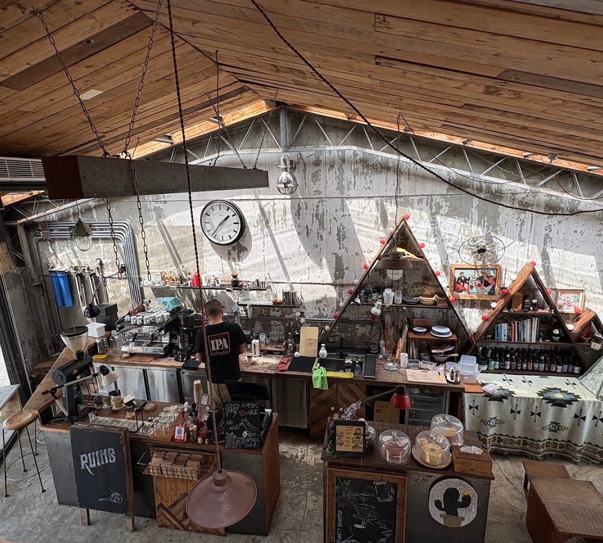 Ruins Coffee Roasters specialty coffee shop in Taipei - photo 8