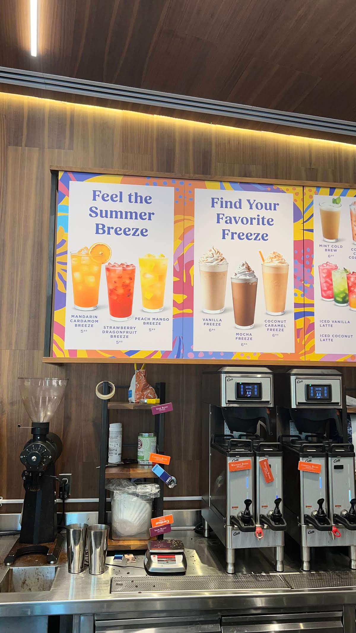 Compass Coffee specialty coffee shop in Washington, D.C. - photo 4