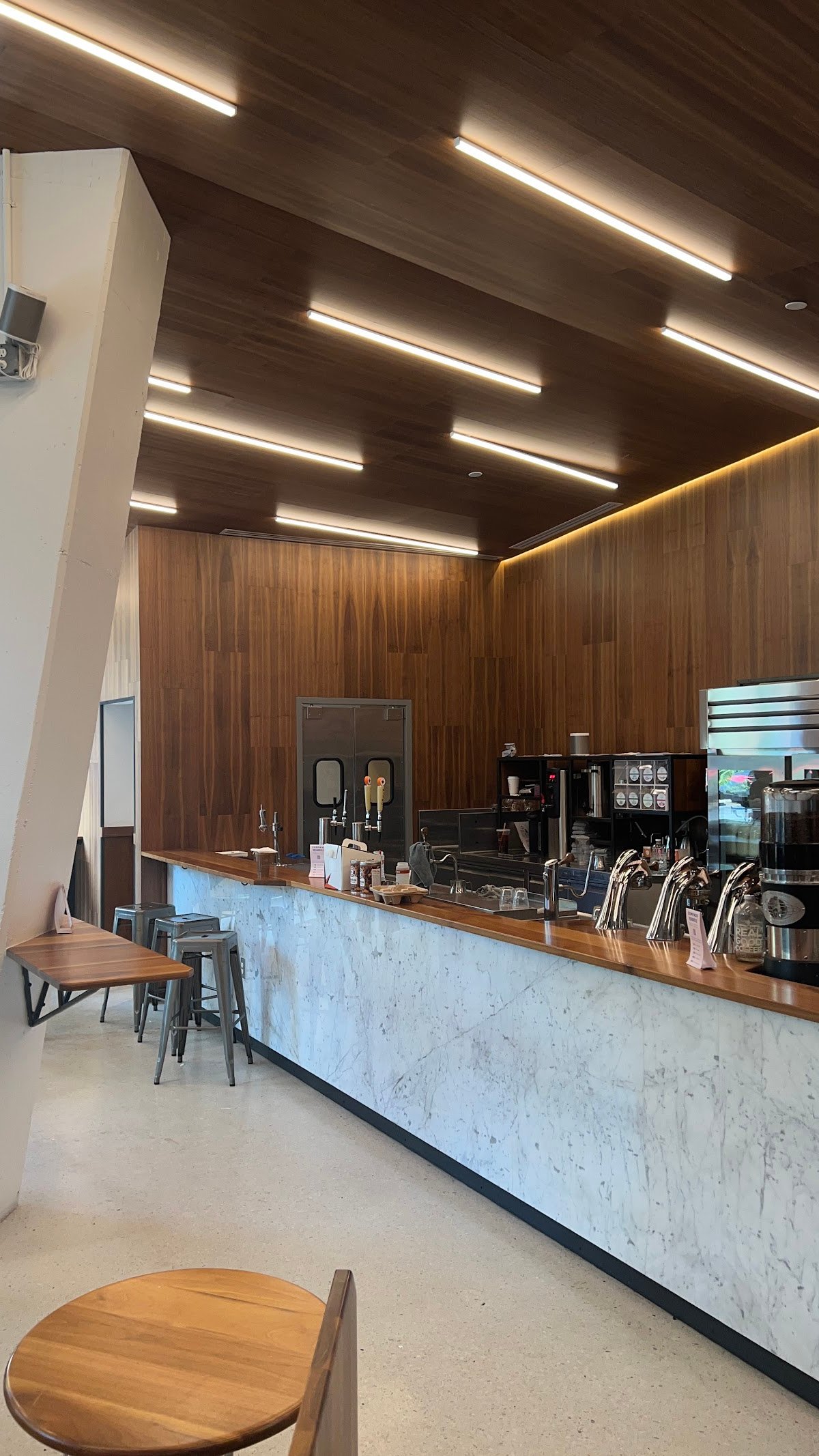 Compass Coffee specialty coffee shop in Washington, D.C. - photo 5