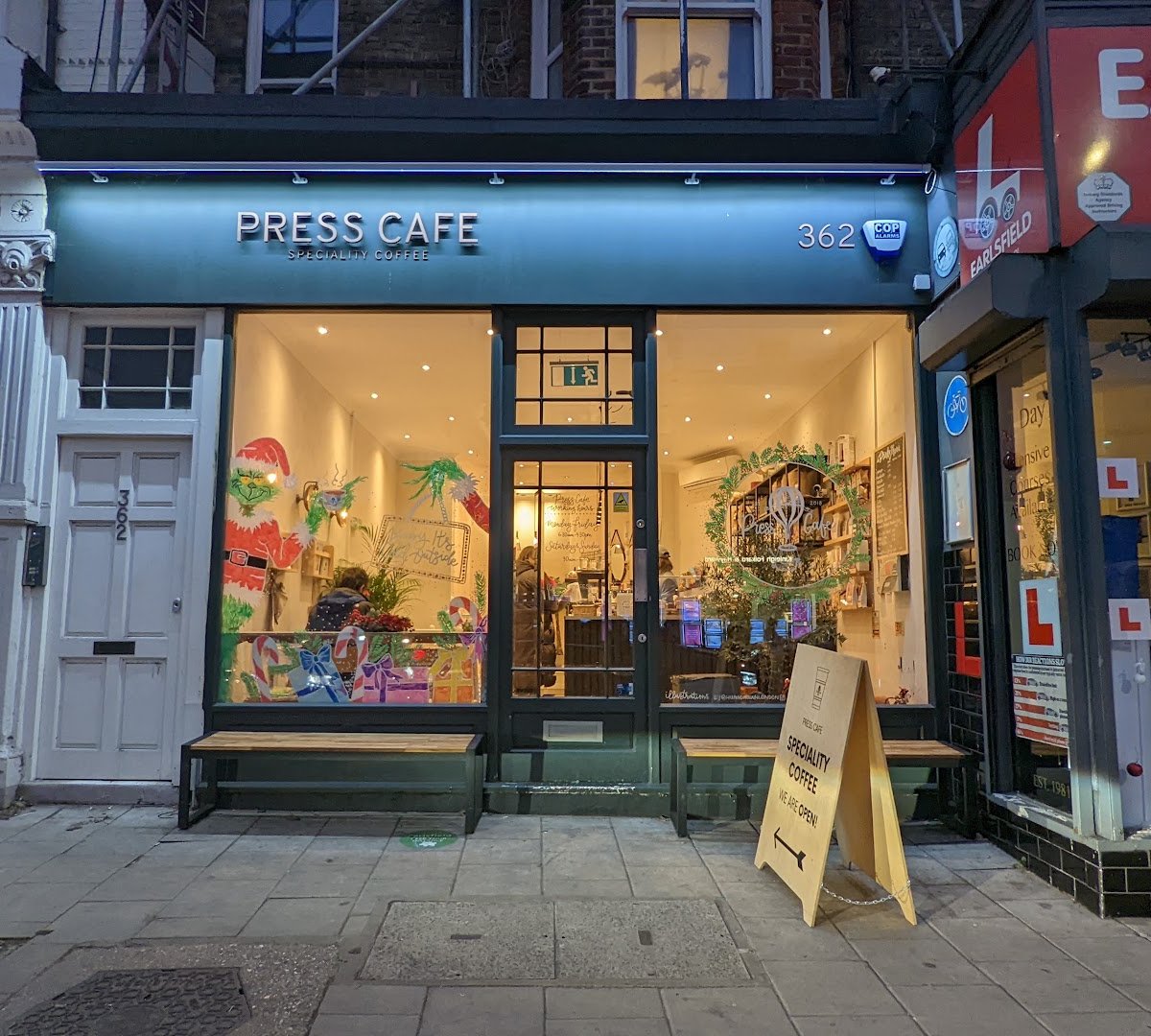 Press Cafe specialty coffee shop in London - photo 7