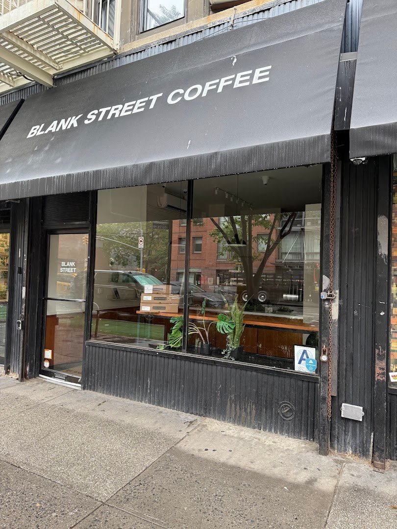 Blank Street specialty coffee shop in New York - photo 3