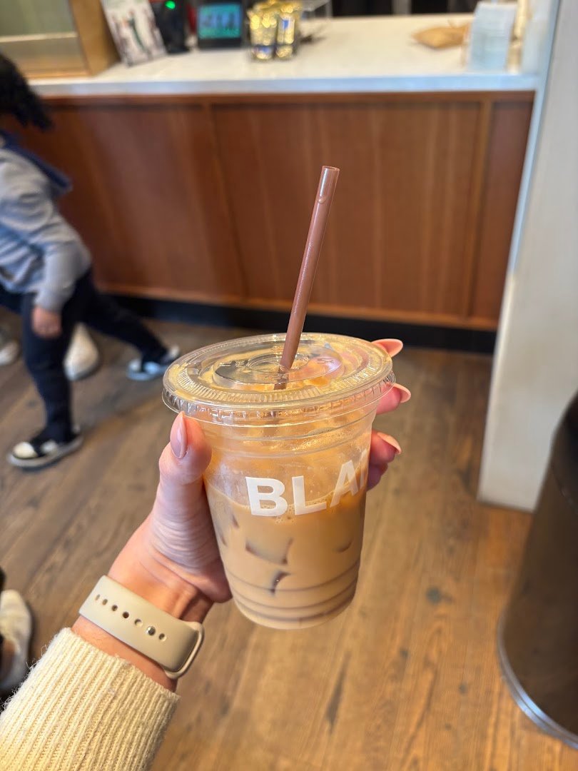 Blank Street specialty coffee shop in New York - photo 10