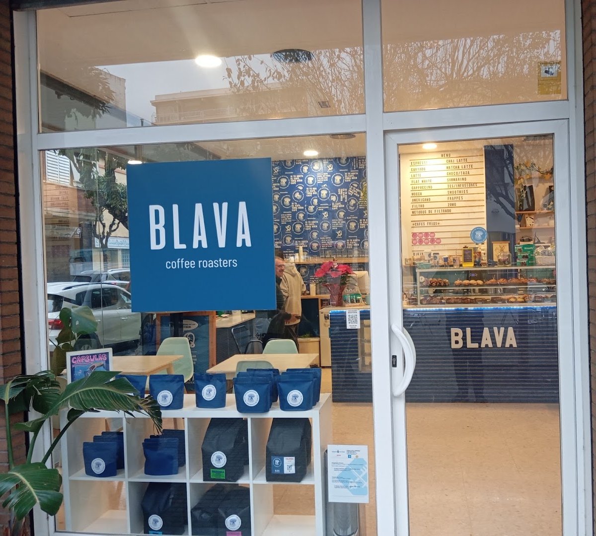 BLAVA Coffee Shop specialty coffee shop in Barcelona - photo 8