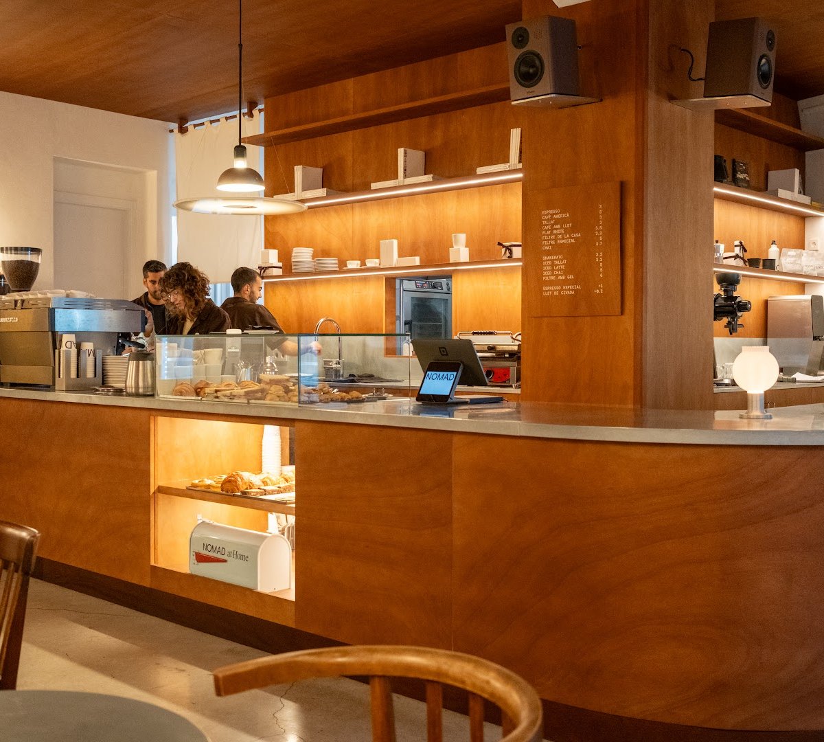 Nomad Frutas Selectas specialty coffee shop in Barcelona - photo 3