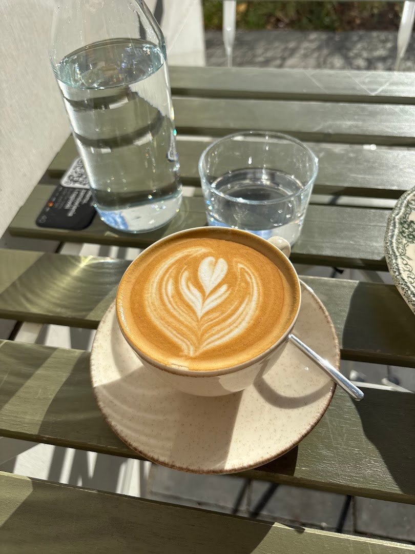 Coffee at Vennskap specialty coffee, specialty coffee shop in Warsaw