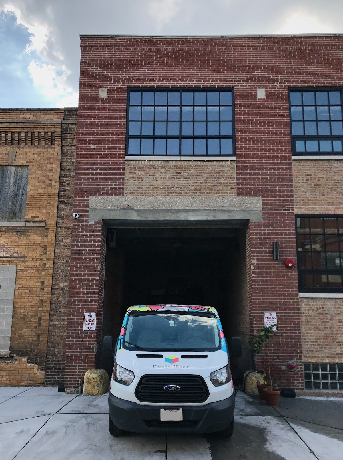 Passion House Coffee Roasters - Roastery specialty coffee shop in Chicago - photo 8