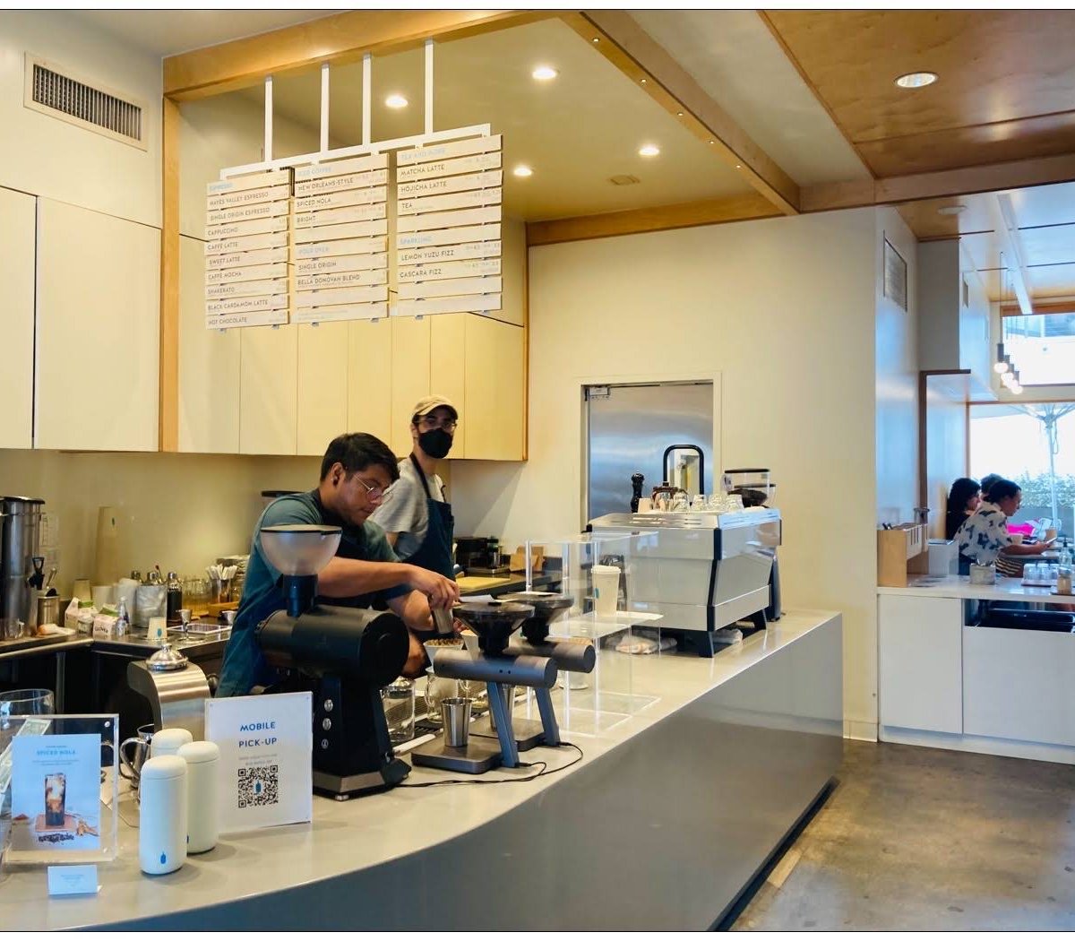 Blue Bottle Coffee specialty coffee shop in Los Angeles - photo 2