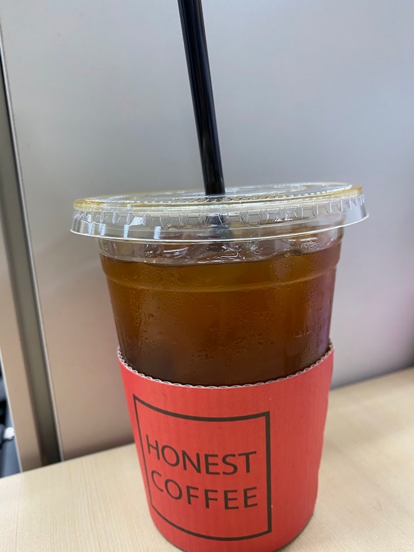 Coffee at Honest Coffee, specialty coffee shop in Seoul
