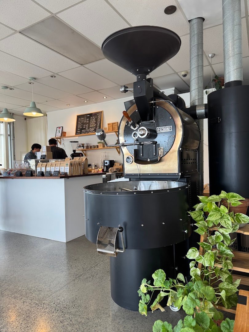 Interior of Haodee Coffee, specialty coffee shop in Auckland