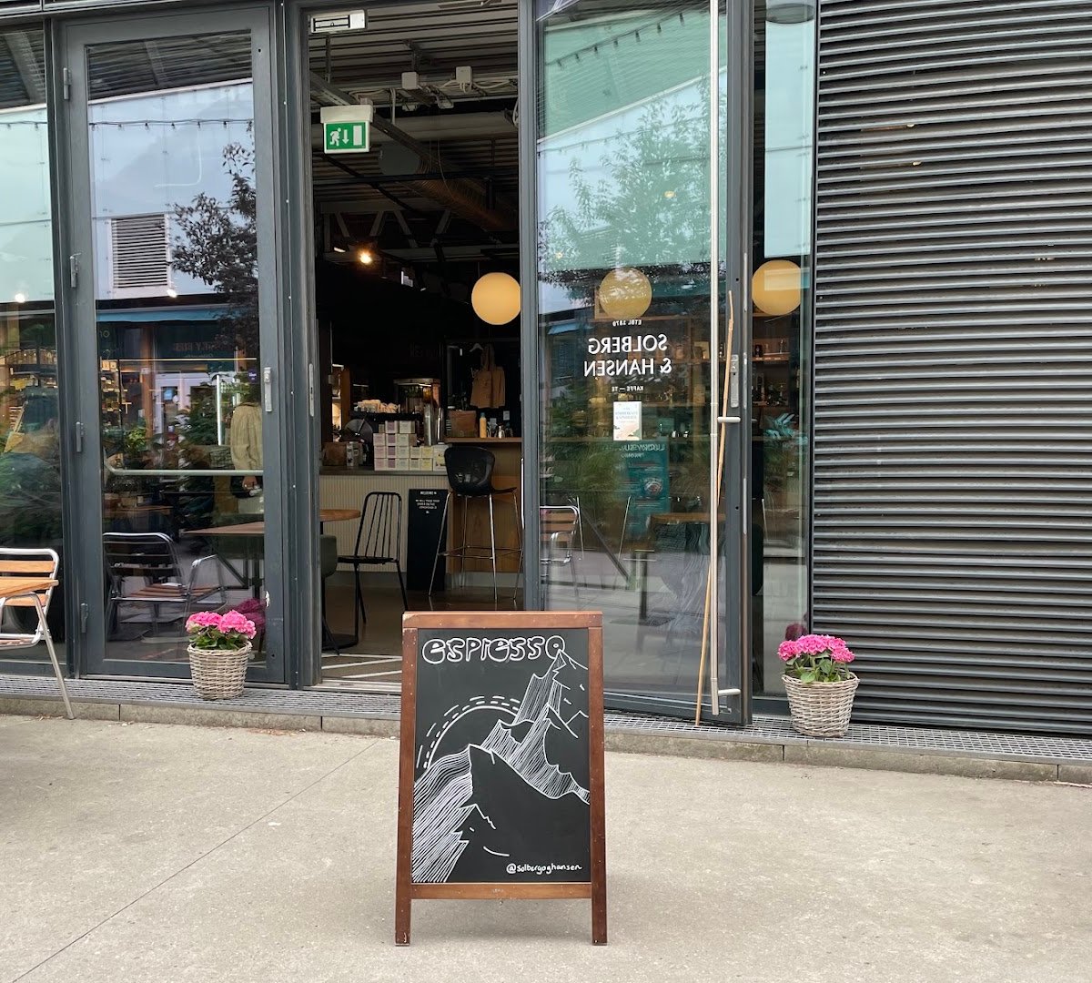 Storefront of Solberg & Hansen Concept Store, specialty coffee shop in Oslo