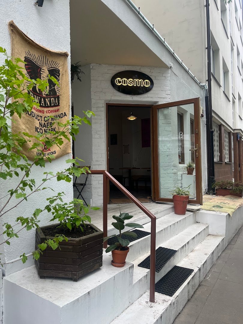 Storefront of Cosmo espresso bar, specialty coffee shop in Warsaw