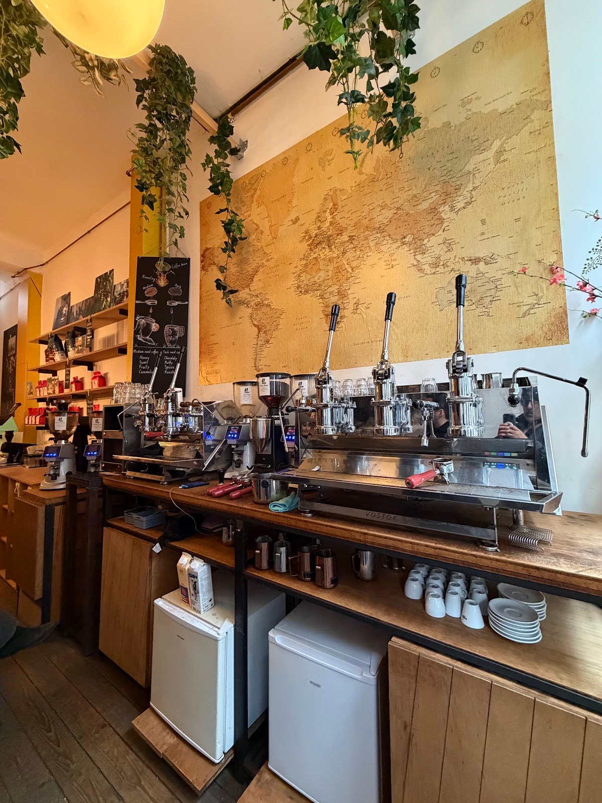Bruno’s Amsterdam specialty coffee shop in Amsterdam - photo 2
