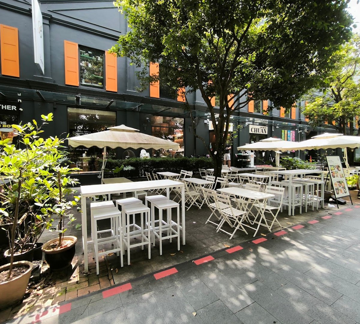 Storefront of Toby's Estate Coffee Roasters Singapore, specialty coffee shop in Singapore