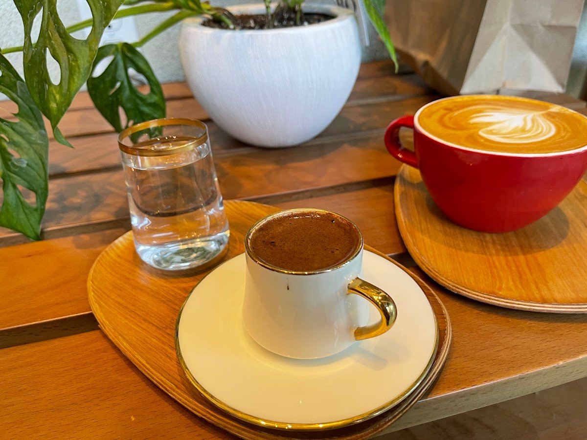 Boxx Coffee Roasters Co. specialty coffee shop in Los Angeles - photo 8