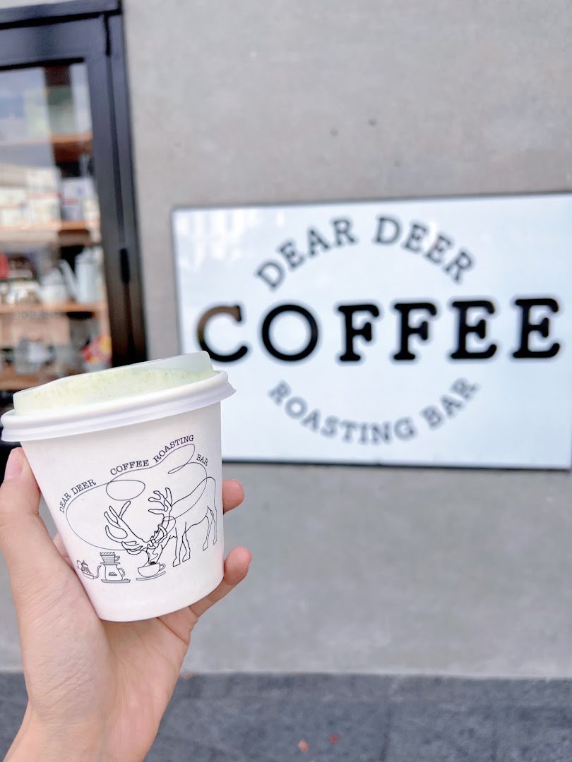 Coffee at Dear Deer Coffee Roasting Bar, specialty coffee shop in Auckland