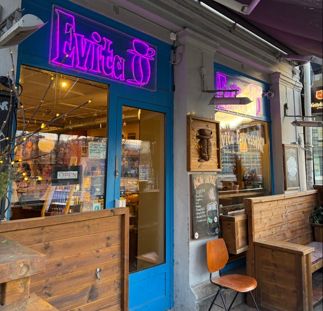 Storefront of Evita Espressobar, specialty coffee shop in Oslo