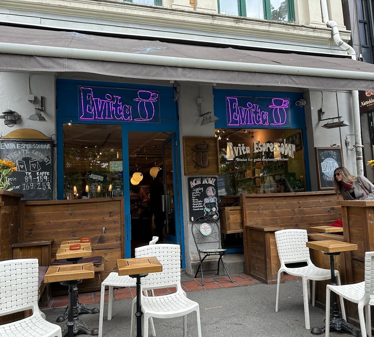 Storefront of Evita Espressobar, specialty coffee shop in Oslo