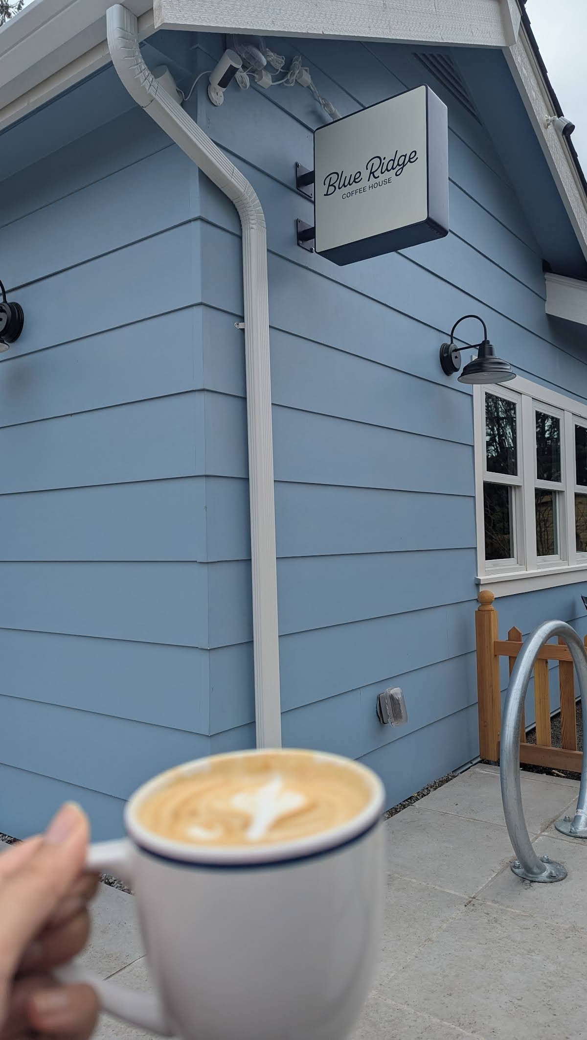 Blue Ridge Coffee House specialty coffee shop in Seattle - photo 11