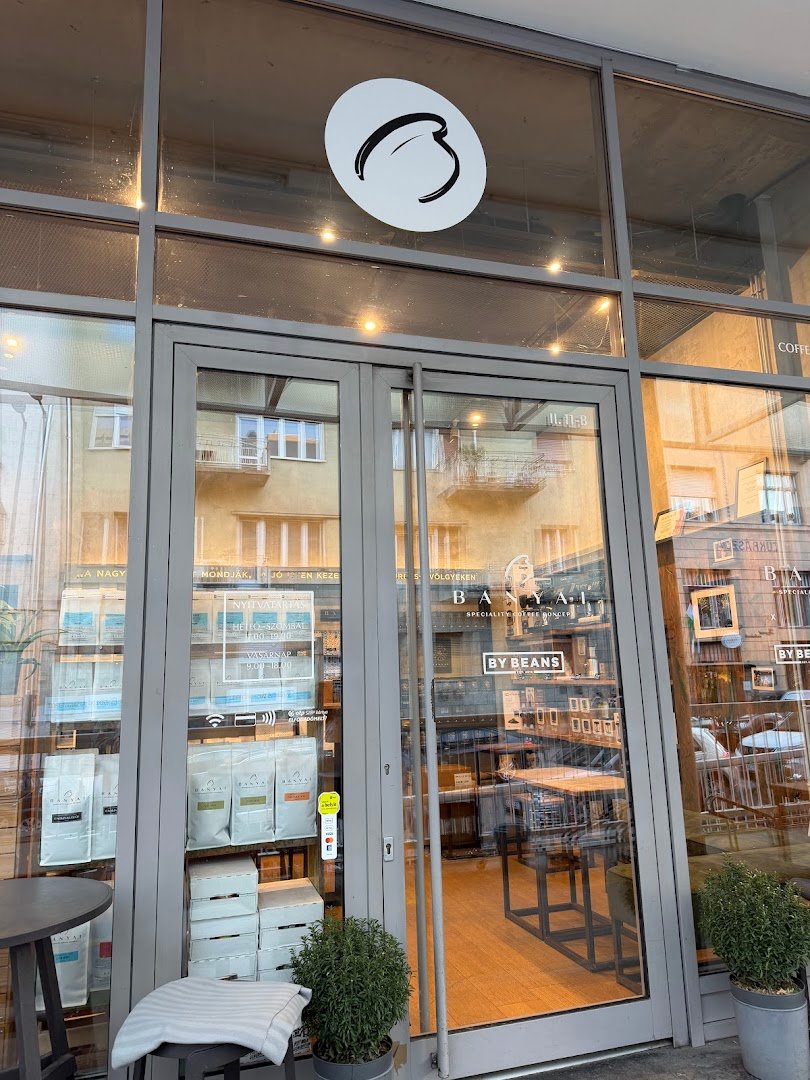Bányai By Beans coffee specialty coffee shop in Budapest - photo 3
