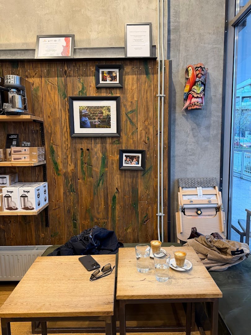 Bányai By Beans coffee specialty coffee shop in Budapest - photo 10