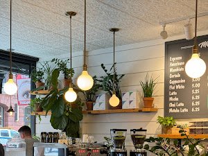 Yanni's Coffee specialty coffee shop in New York - photo 8