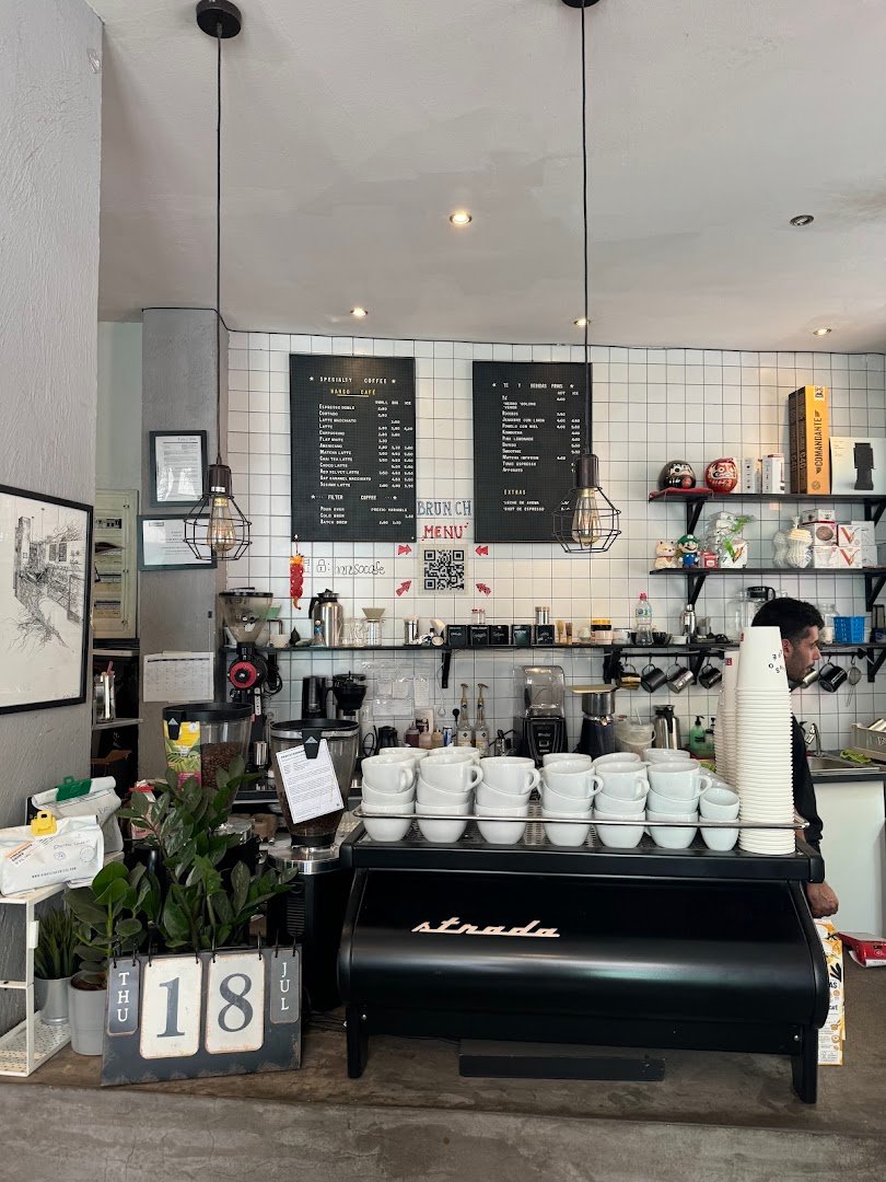 HanSo Café specialty coffee shop in Madrid - photo 4