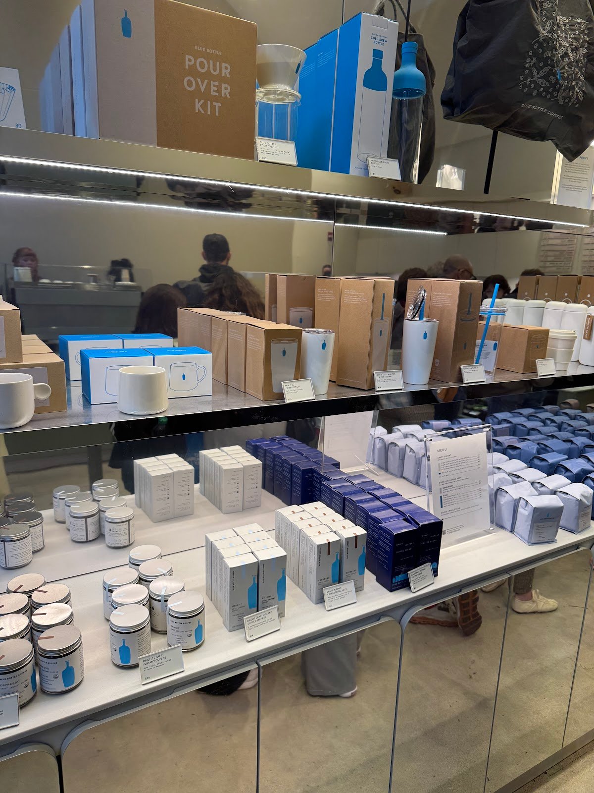 Blue Bottle Coffee specialty coffee shop in Chicago - photo 5