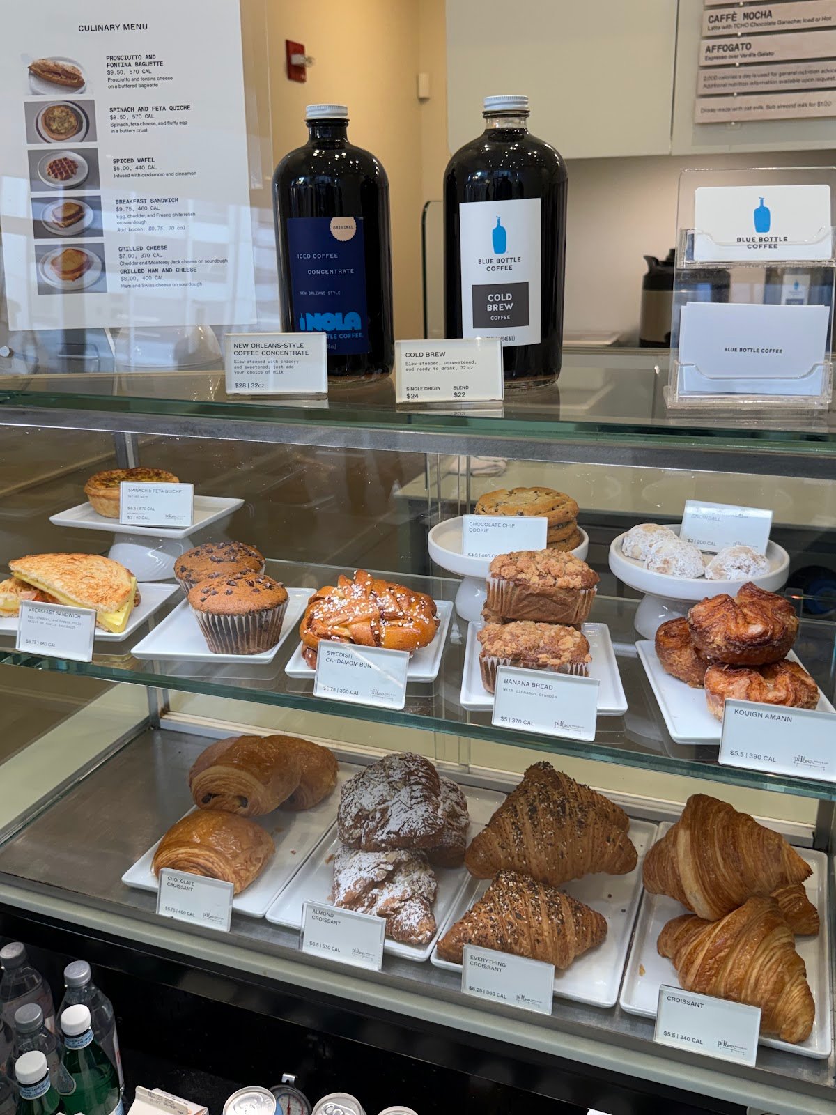 Blue Bottle Coffee specialty coffee shop in Chicago - photo 8