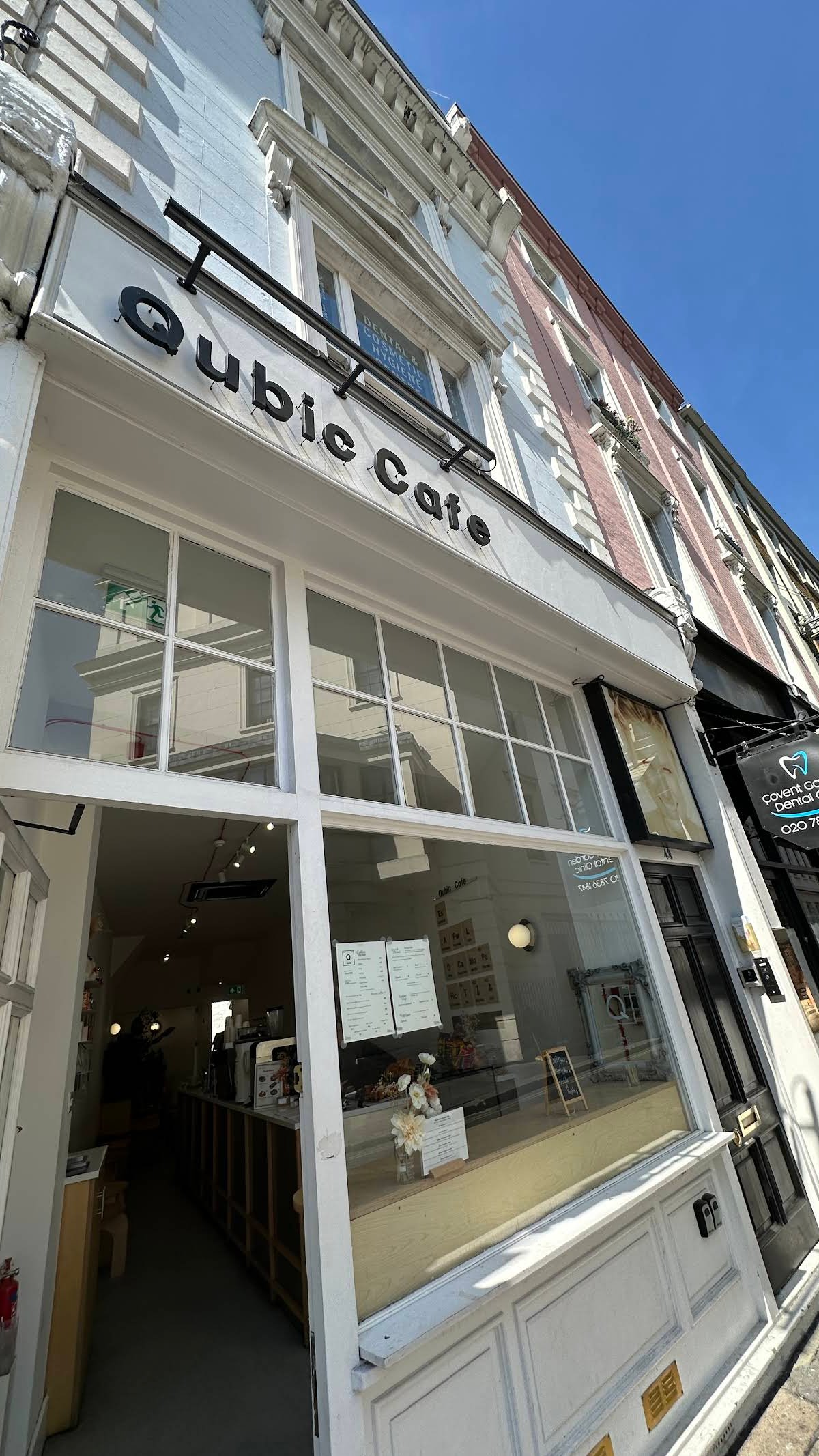 Qubic Cafe specialty coffee shop in London - photo 13