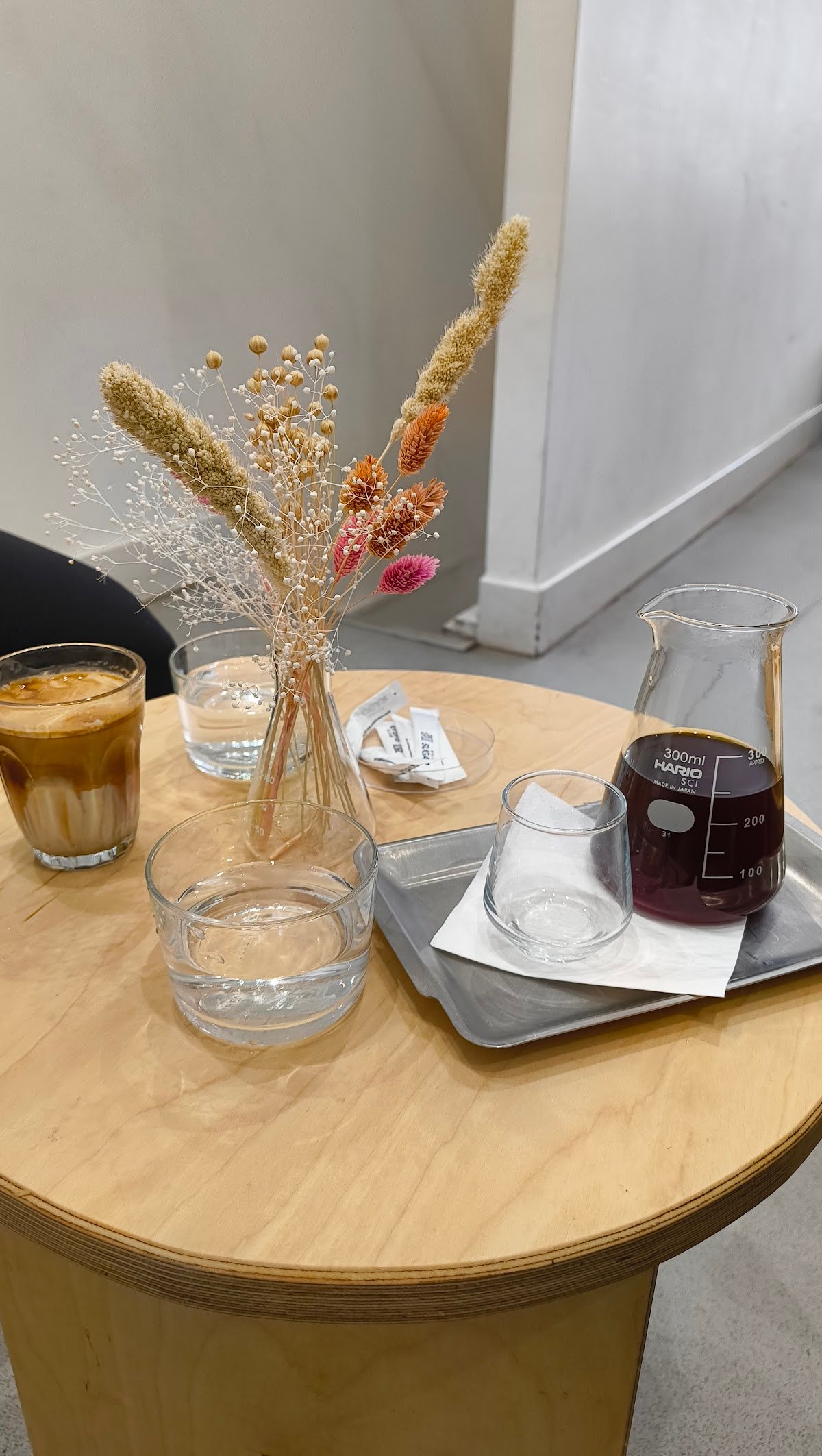 Qubic Cafe specialty coffee shop in London - photo 17