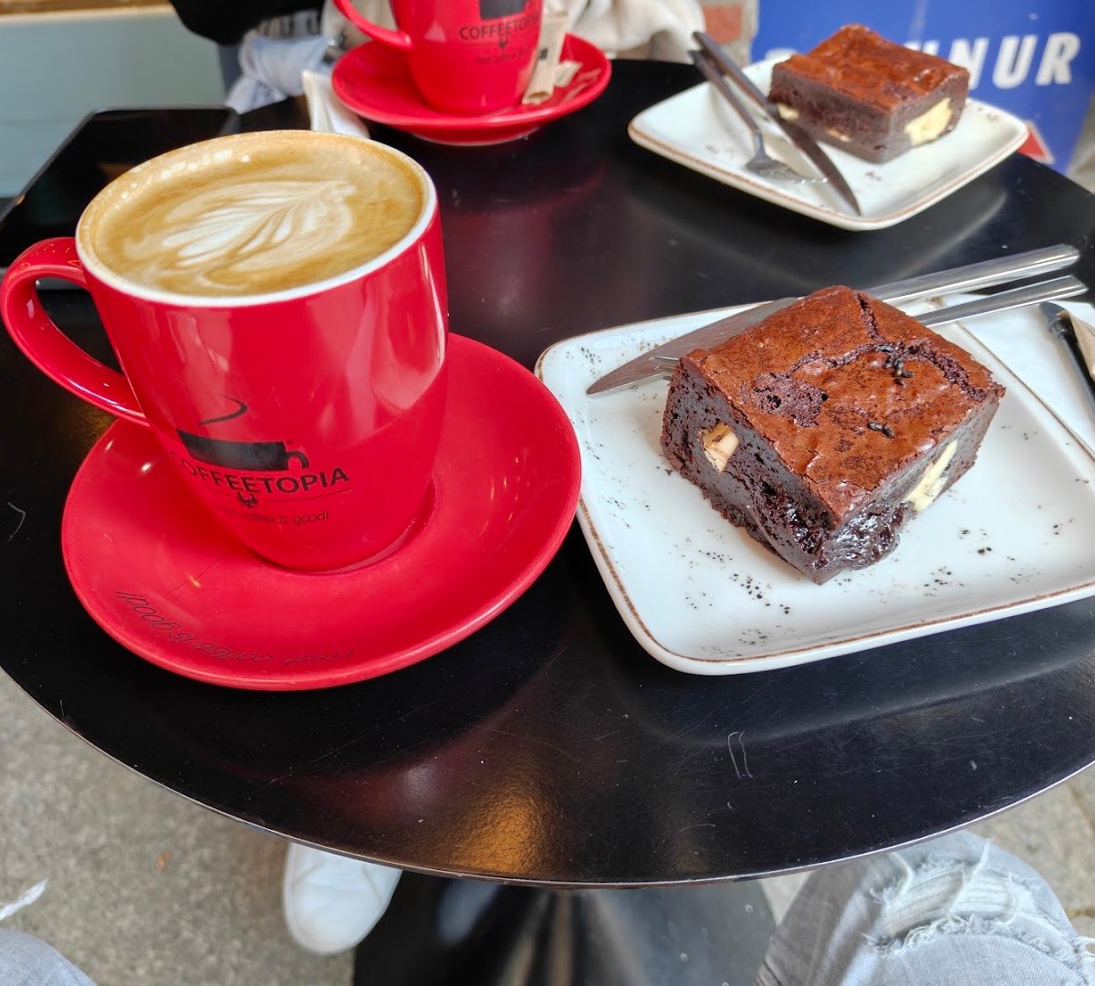 Coffeetopia Eminönü specialty coffee shop in Istanbul - photo 8