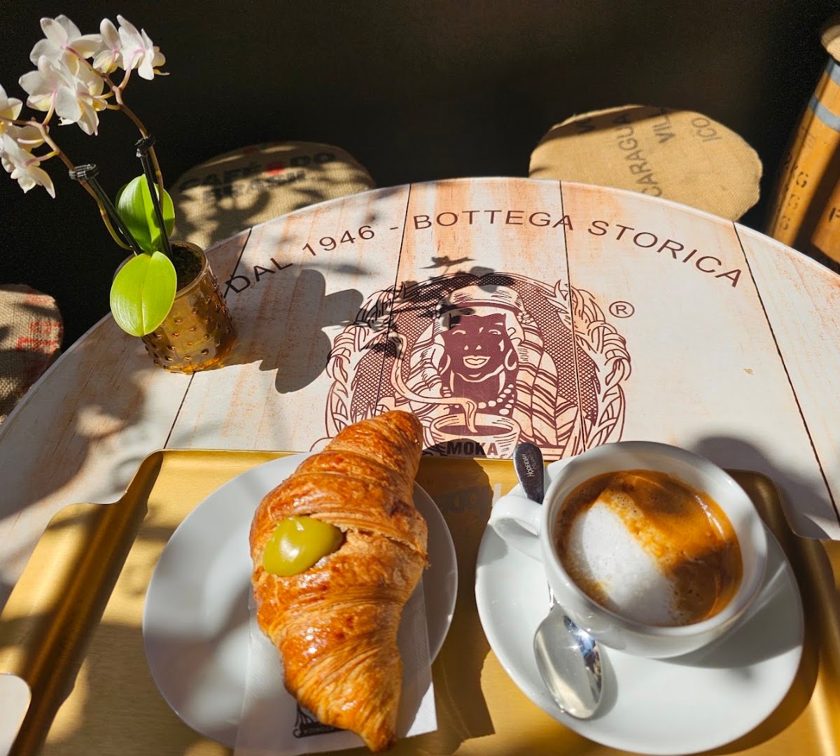 Coffee at Torrefazione Moka Hodeidah, specialty coffee shop in Milan