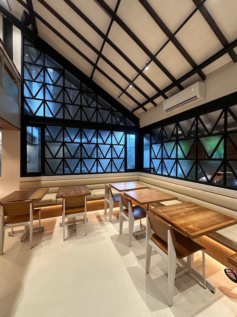 Hungry Bird Coffee Roaster specialty coffee shop in Bali - photo 5