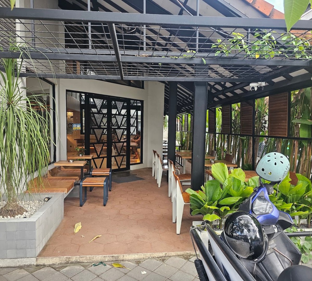 Hungry Bird Coffee Roaster specialty coffee shop in Bali - photo 9