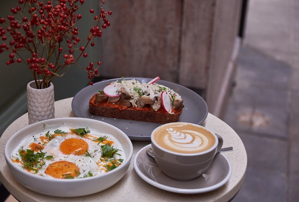 Portobello Coffee, Brunch & Wine specialty coffee shop in Budapest - photo 2