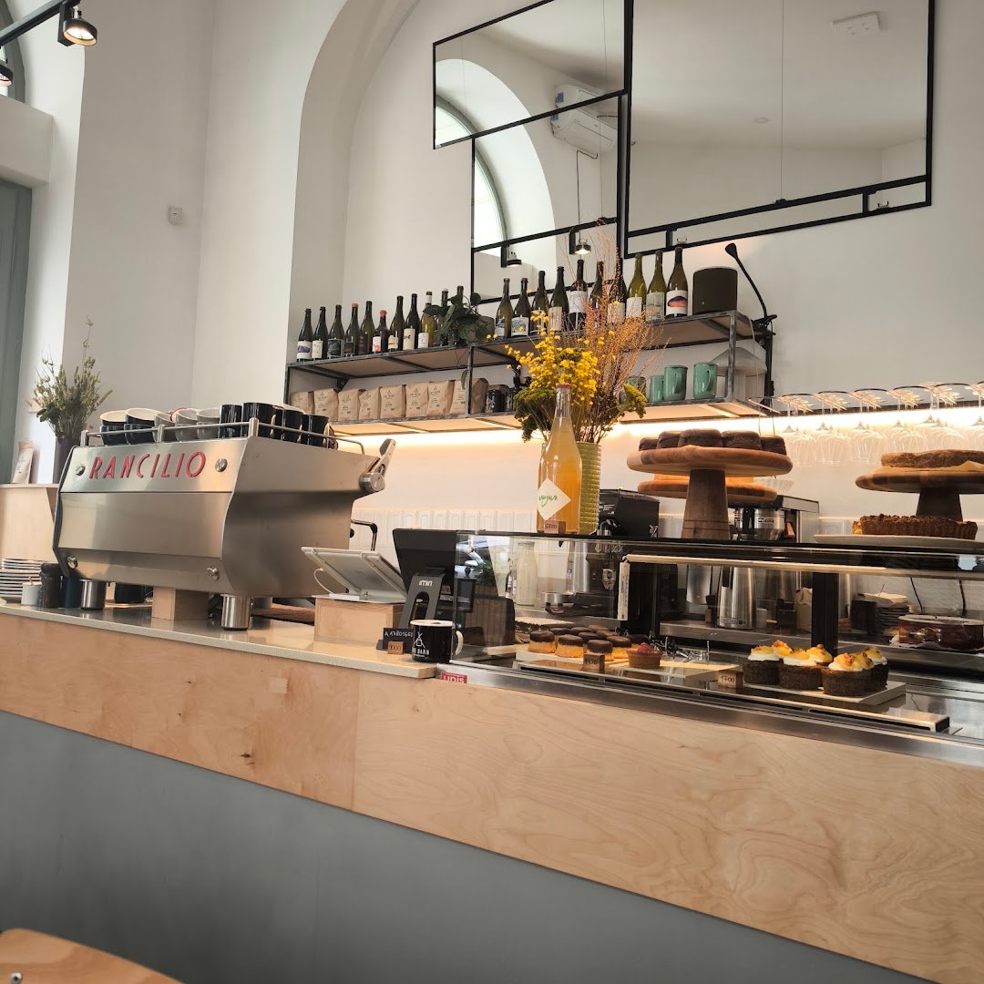 Portobello Coffee, Brunch & Wine specialty coffee shop in Budapest - photo 8