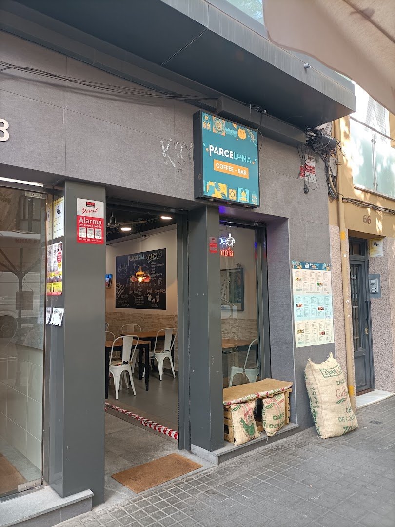 Parcelona Cafè Bar specialty coffee shop in Barcelona - photo 9