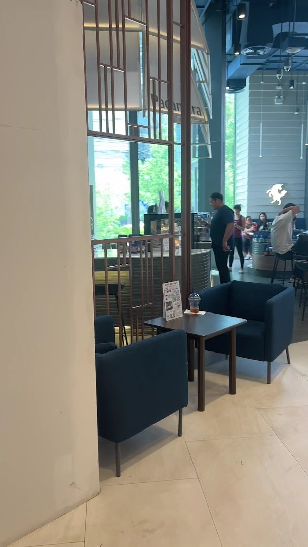 Pacamara Coffee Roasters Ekkamai Corner specialty coffee shop in Bangkok - photo 10
