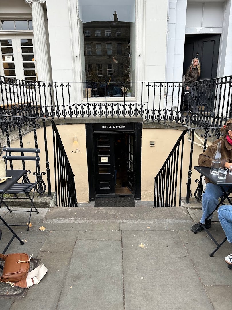 Storefront of Ante, specialty coffee shop in Edinburgh
