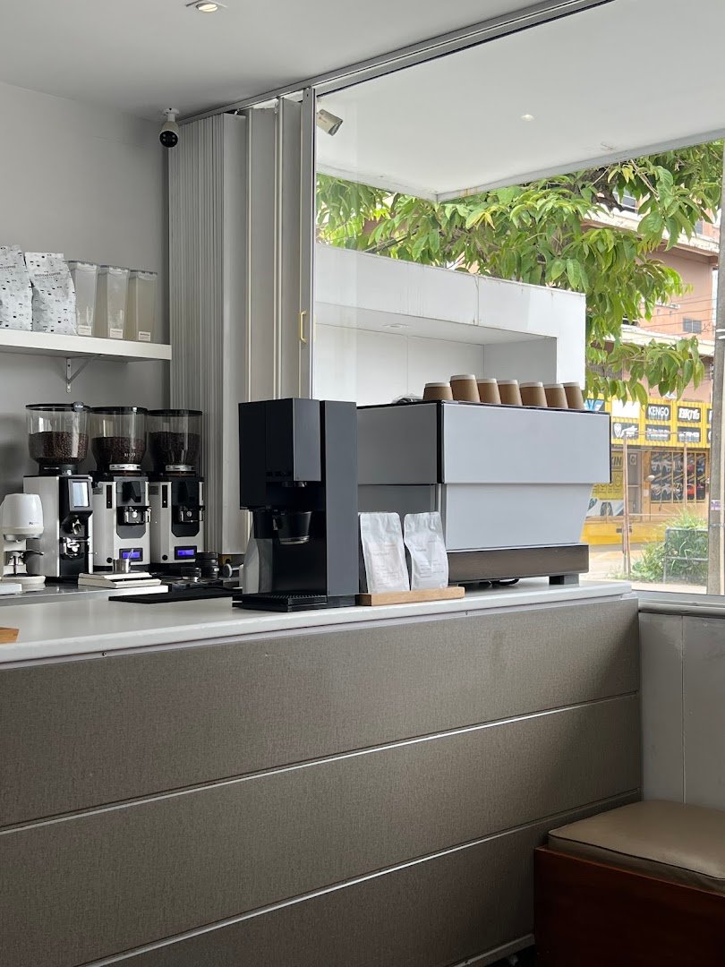 WKND coffee roasters specialty coffee shop in Bangkok - photo 9
