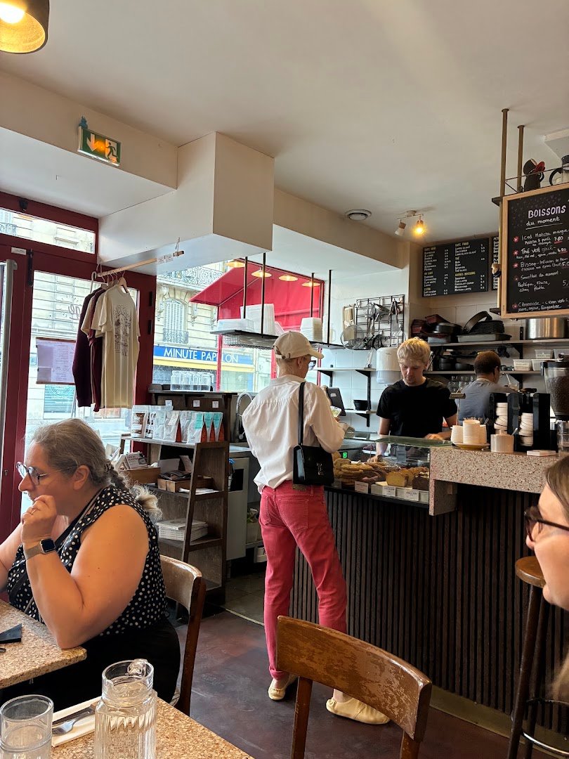 Partage Café specialty coffee shop in Paris - photo 8