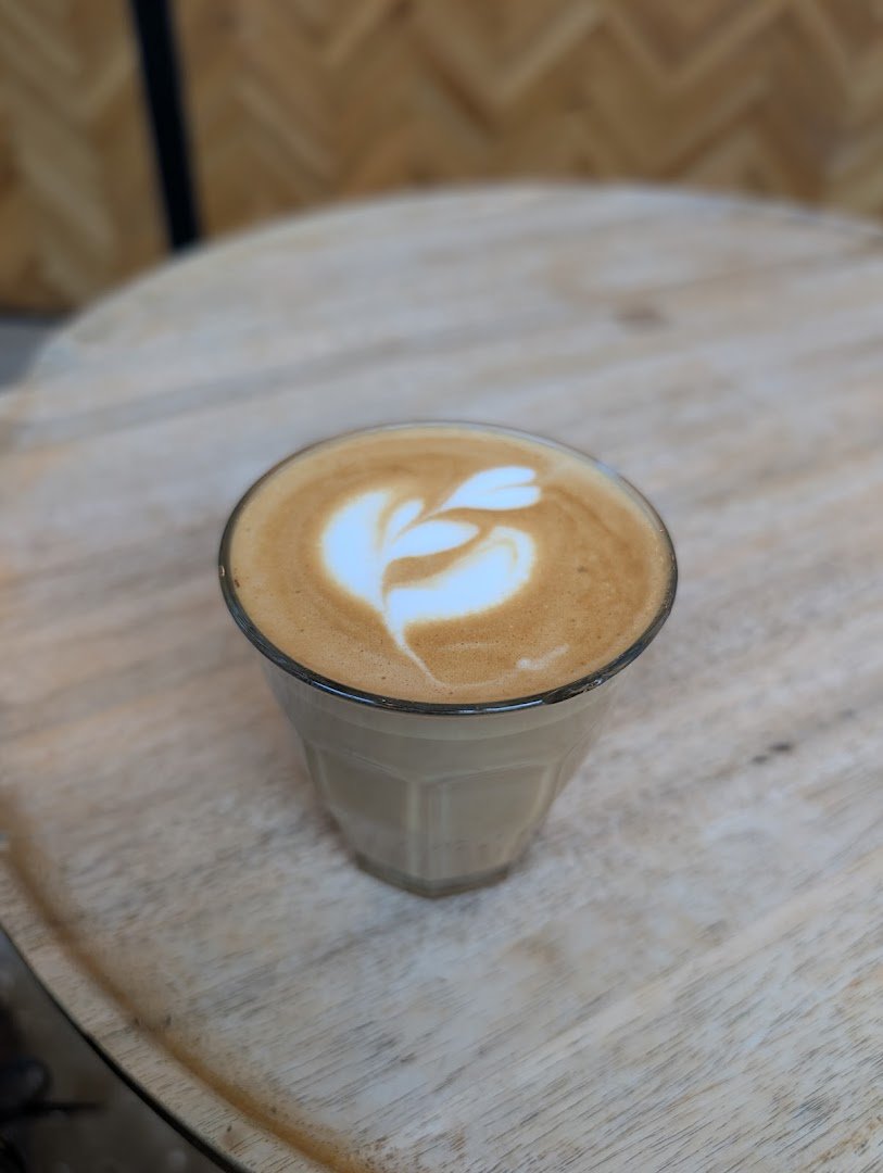 Spontan Coffee specialty coffee shop in Berlin - photo 5