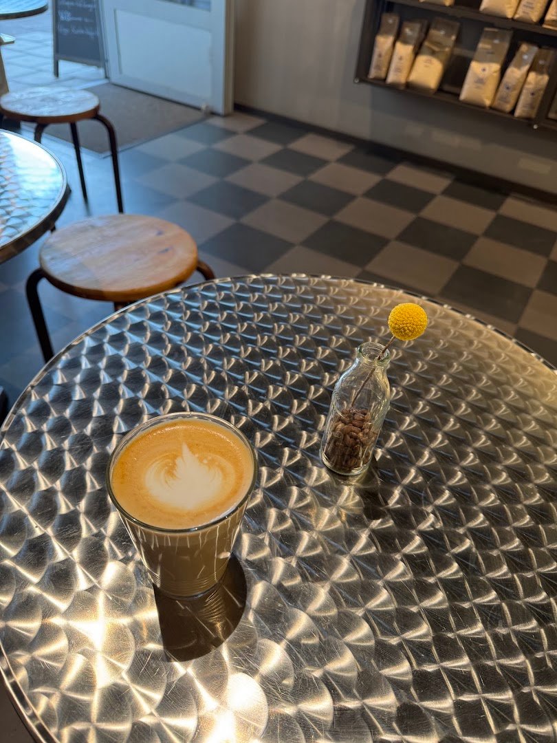 Coffee at Höga Kusten Kaffe Rosteri, specialty coffee shop in Stockholm