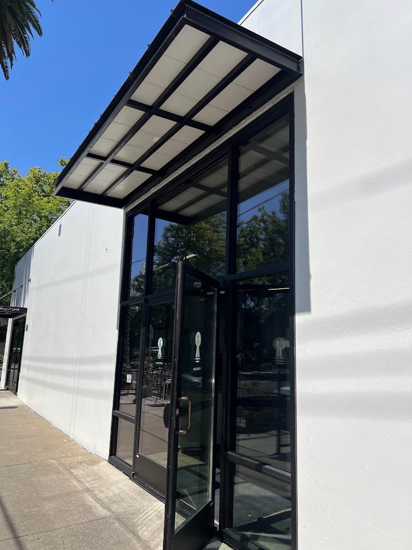 Storefront of Mast Coffee, specialty coffee shop in Sacramento
