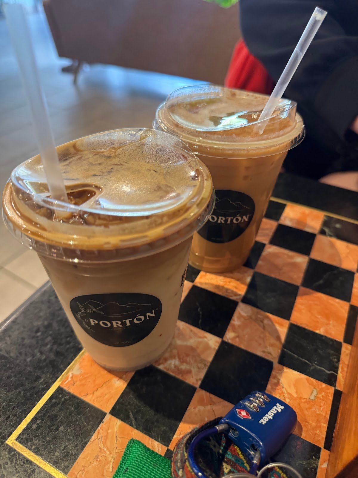 El Porton Coffee specialty coffee shop in Dallas - photo 4