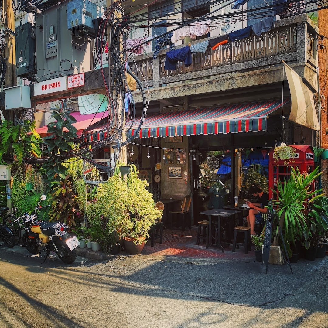 Vespa Cafe Coffee Roaster specialty coffee shop in Bangkok - photo 4