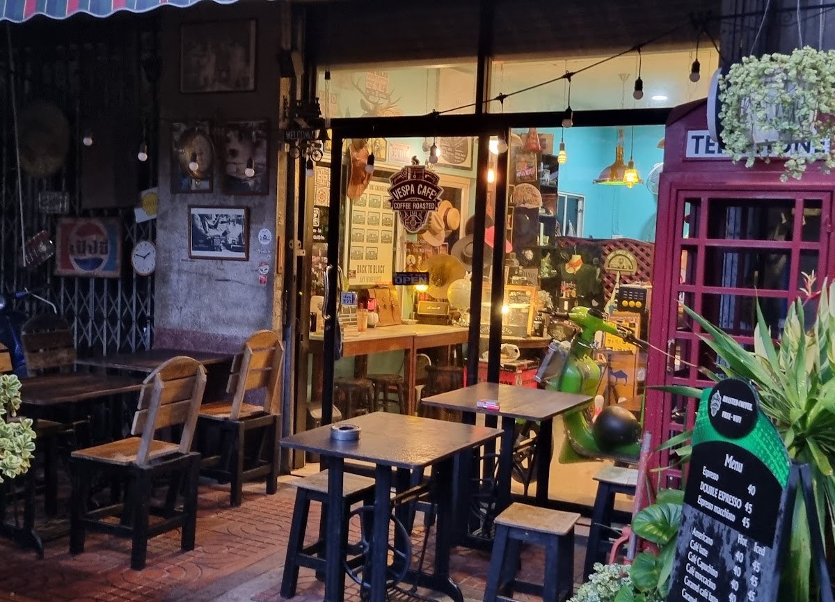 Vespa Cafe Coffee Roaster specialty coffee shop in Bangkok - photo 7