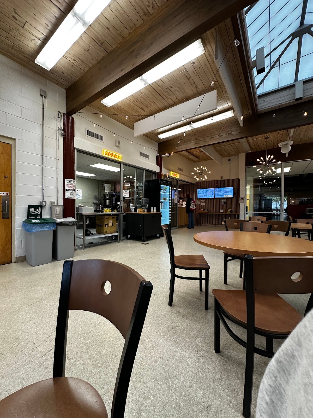 Bridge & Tunnel Coffee - Cafe & Roastery specialty coffee shop in Asheville - photo 3